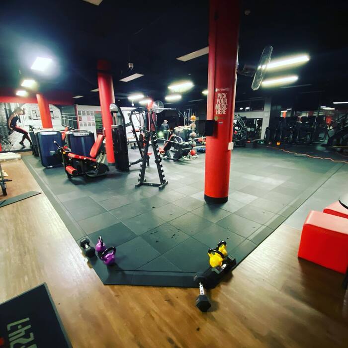 Legend Gym Tile Ramps at Snap Fitness